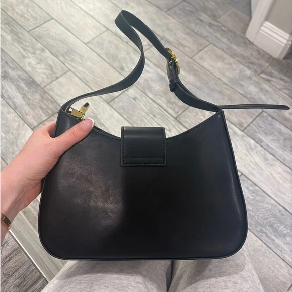 Black Leather Shoulder Bag with Gold Accent - Picture 4 of 4
